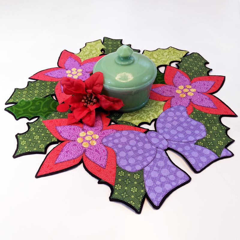 Lacy Poinsettia Round